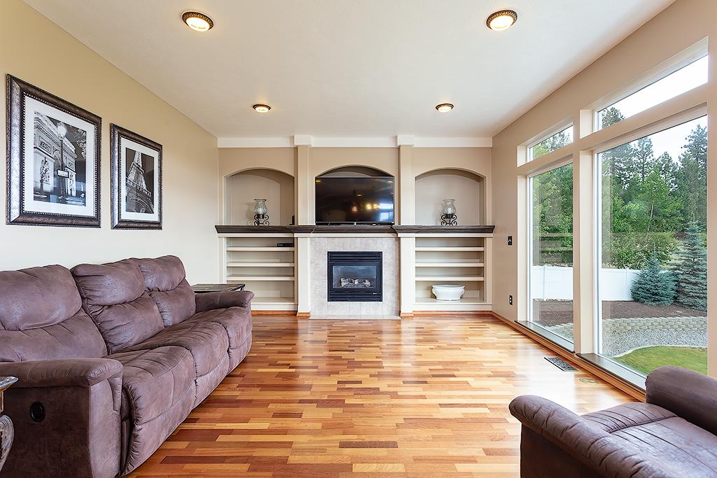 915 East Westcrest Road Colbert, WA 99005 - Photo 4 of 20