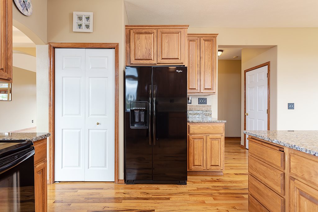 915 East Westcrest Road Colbert, WA 99005 - Photo 7 of 20