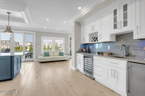 $6,195,000 | 915 Barnegat Lane, Mantoloking, NJ 08738