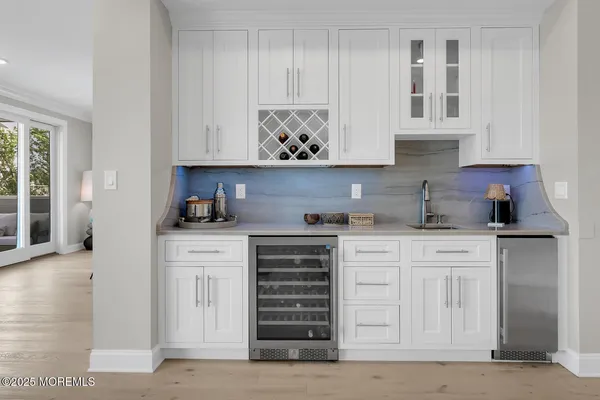 $6,195,000 | 915 Barnegat Lane, Mantoloking, NJ 08738