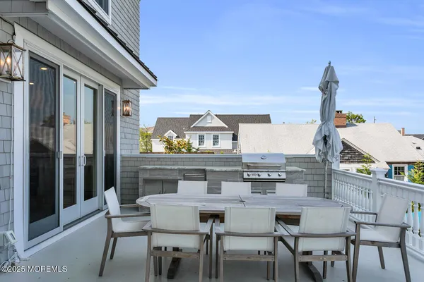 $6,195,000 | 915 Barnegat Lane, Mantoloking, NJ 08738
