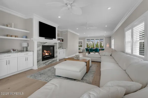 $6,195,000 | 915 Barnegat Lane, Mantoloking, NJ 08738