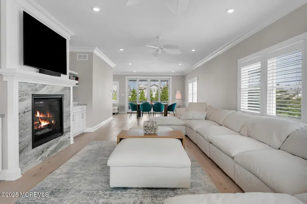 $6,195,000 | 915 Barnegat Lane, Mantoloking, NJ 08738