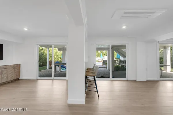 $6,195,000 | 915 Barnegat Lane, Mantoloking, NJ 08738