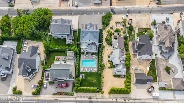 $6,195,000 | 915 Barnegat Lane, Mantoloking, NJ 08738