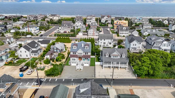 $6,195,000 | 915 Barnegat Lane, Mantoloking, NJ 08738