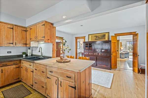 $695,000 | 504 North Schoenbeck Road, Prospect Heights, IL 60070