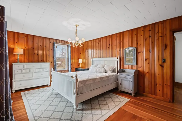 $695,000 | 504 North Schoenbeck Road, Prospect Heights, IL 60070