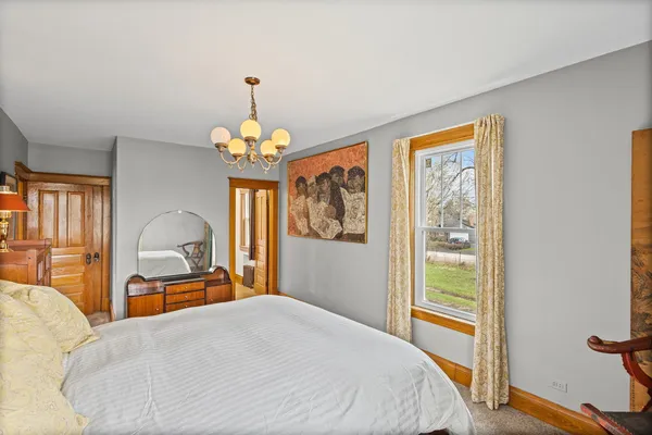 $695,000 | 504 North Schoenbeck Road, Prospect Heights, IL 60070