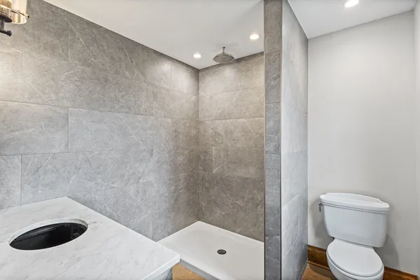 $695,000 | 504 North Schoenbeck Road, Prospect Heights, IL 60070