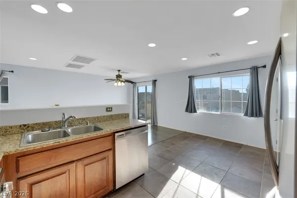 $1,590 | 1824 North Peridot Point Street, Las Vegas, NV 89106