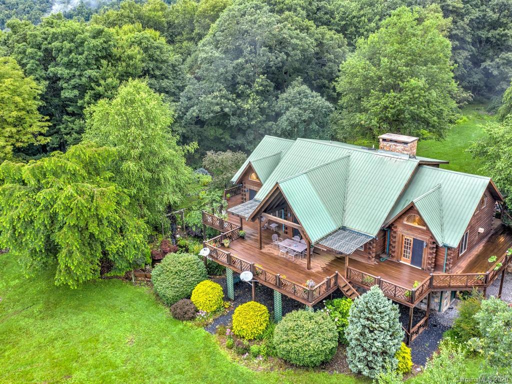 586 Firetower Road Spruce Pine, NC 28777 - Photo 2 of 48 Gallery Image 2