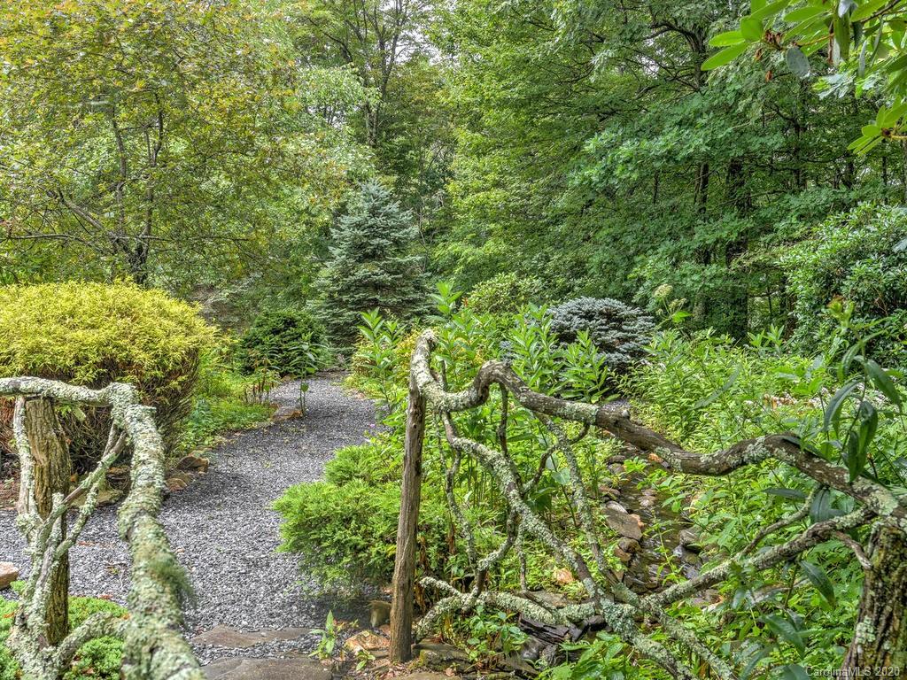 586 Firetower Road Spruce Pine, NC 28777 - Photo 11 of 48 Gallery Image 11