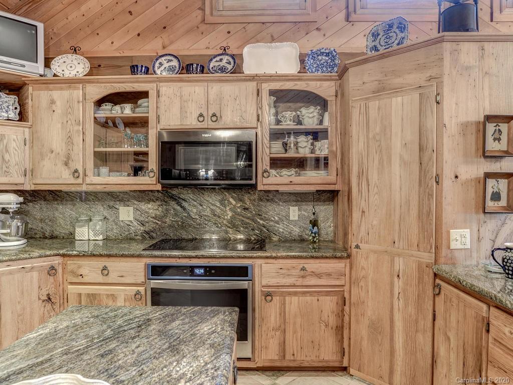 586 Firetower Road Spruce Pine, NC 28777 - Photo 16 of 48 Gallery Image 16