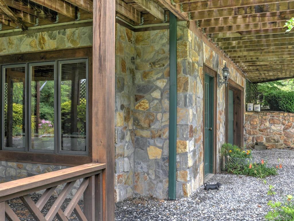 586 Firetower Road Spruce Pine, NC 28777 - Photo 46 of 48 Gallery Image 46