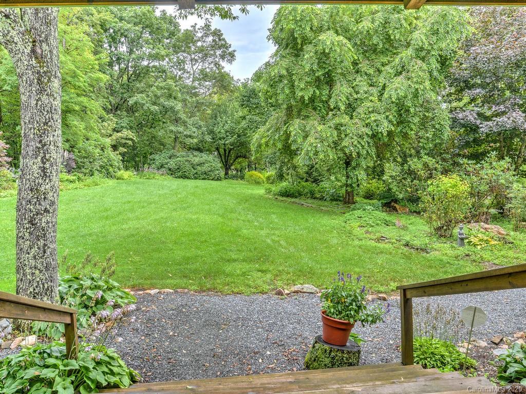586 Firetower Road Spruce Pine, NC 28777 - Photo 7 of 48 Gallery Image 7