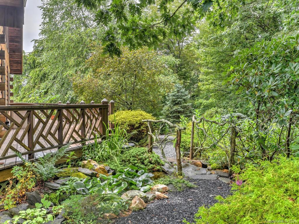586 Firetower Road Spruce Pine, NC 28777 - Photo 10 of 48 Gallery Image 10