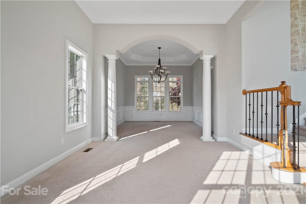 2103 Chipstone Road Charlotte, NC 28262 - Photo 8 of 47 Gallery Image 8