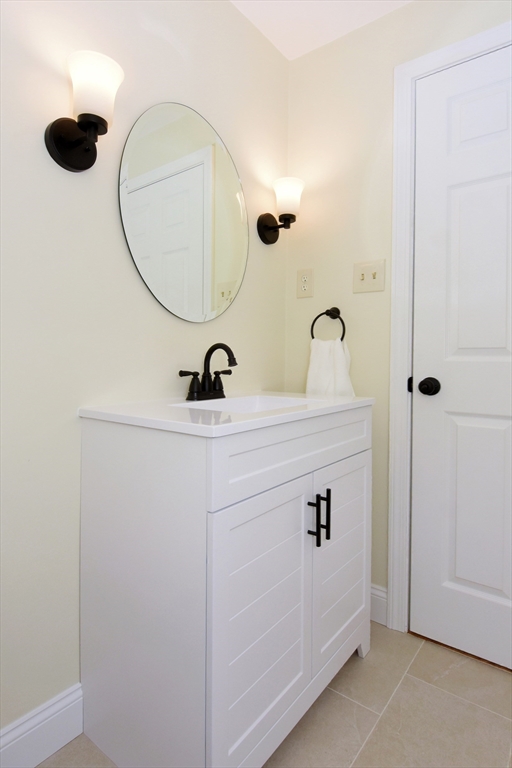 2 Muster Court, Unit 2 Lexington, MA 02420 - Photo 16 of 32 Gallery Image 16