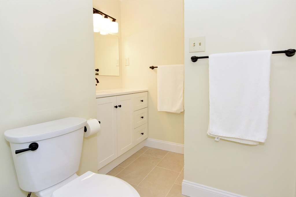 2 Muster Court, Unit 2 Lexington, MA 02420 - Photo 28 of 32 Gallery Image 28