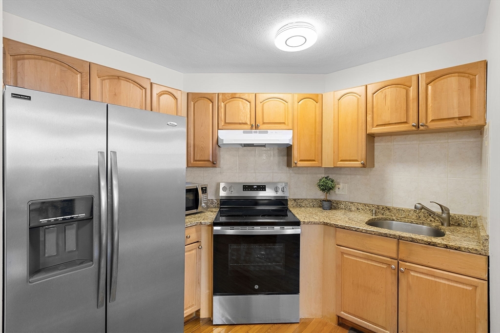 46 Adams Street, Unit C5 Boston, MA 02122 - Photo 11 of 19