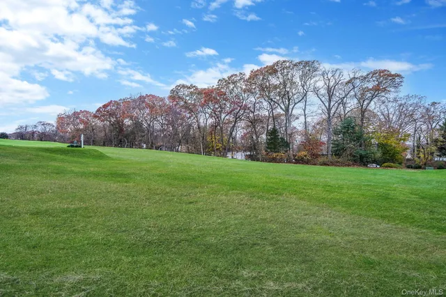 $399,999 | 268 Brettonwoods Drive, Coram, NY 11727