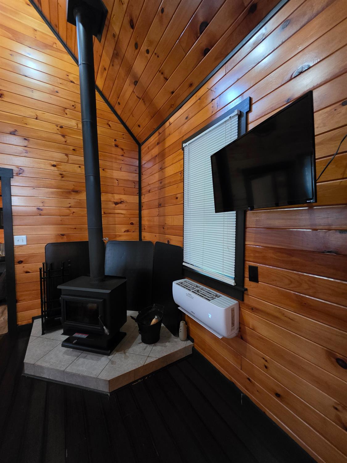 9758 Scotts Ridge Road Rising Sun, IN 47040 - Photo 17 of 29