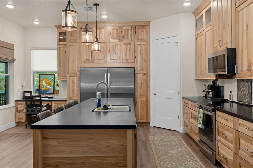 6762 East Richard Drive Weeki Wachee, FL 34607 - Photo 17 of 91