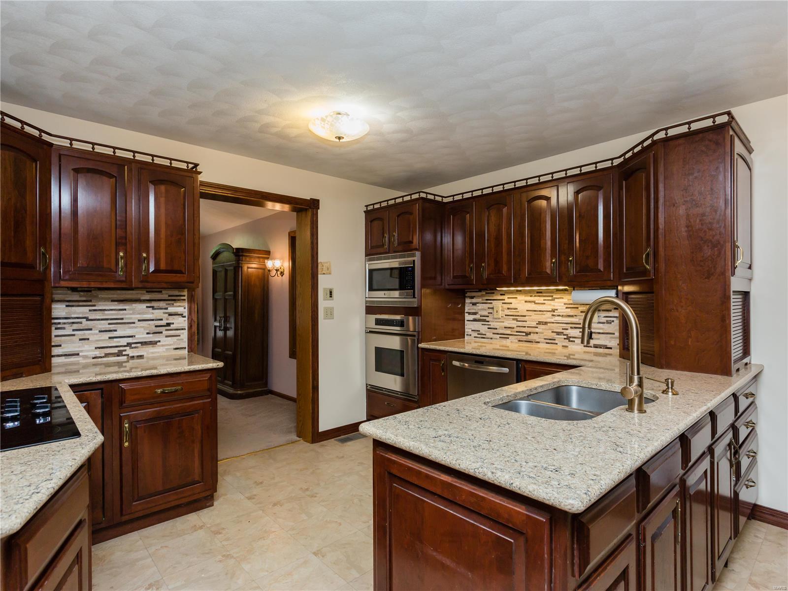 7325 Deer Hill Road Waterloo, IL 62298 - Photo 13 of 70