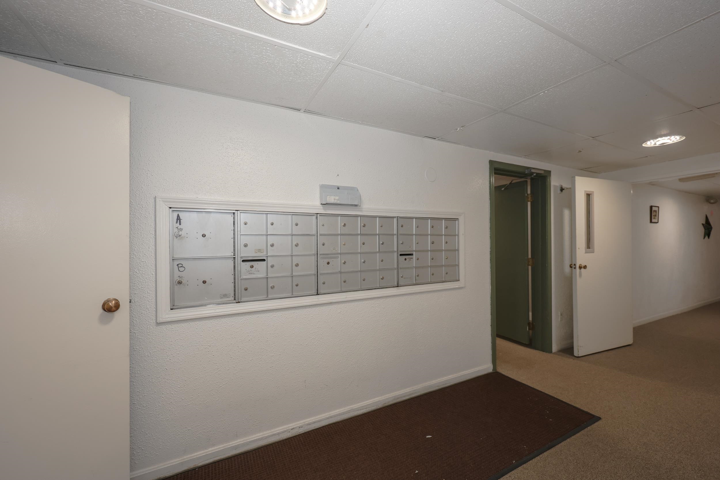 379 Huse Road, Unit 14 Manchester, NH 03103 - Photo 24 of 25
