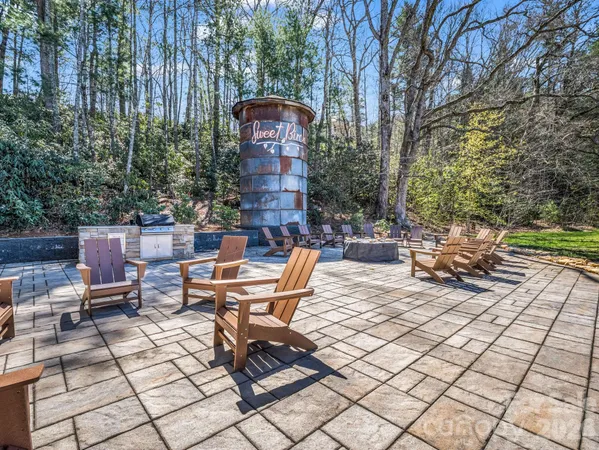 a view of a house with a mountain