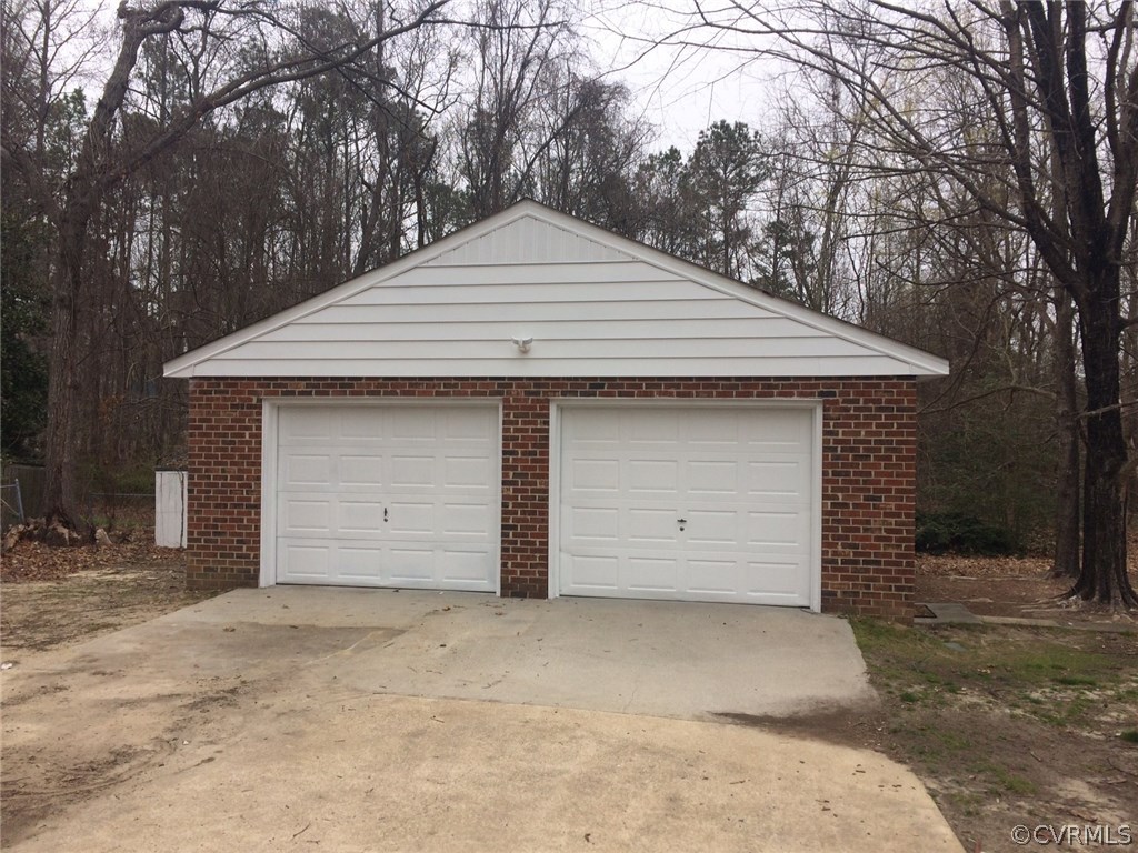 14607 Happy Hill Road Chester, VA 23834 - Photo 4 of 27 Gallery Image 4