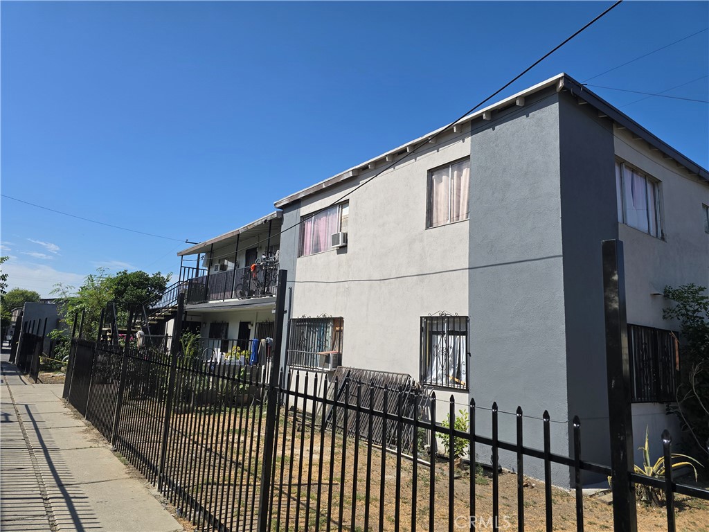 11104 Klingerman Street El Monte, CA 91733 - Photo 3 of 9