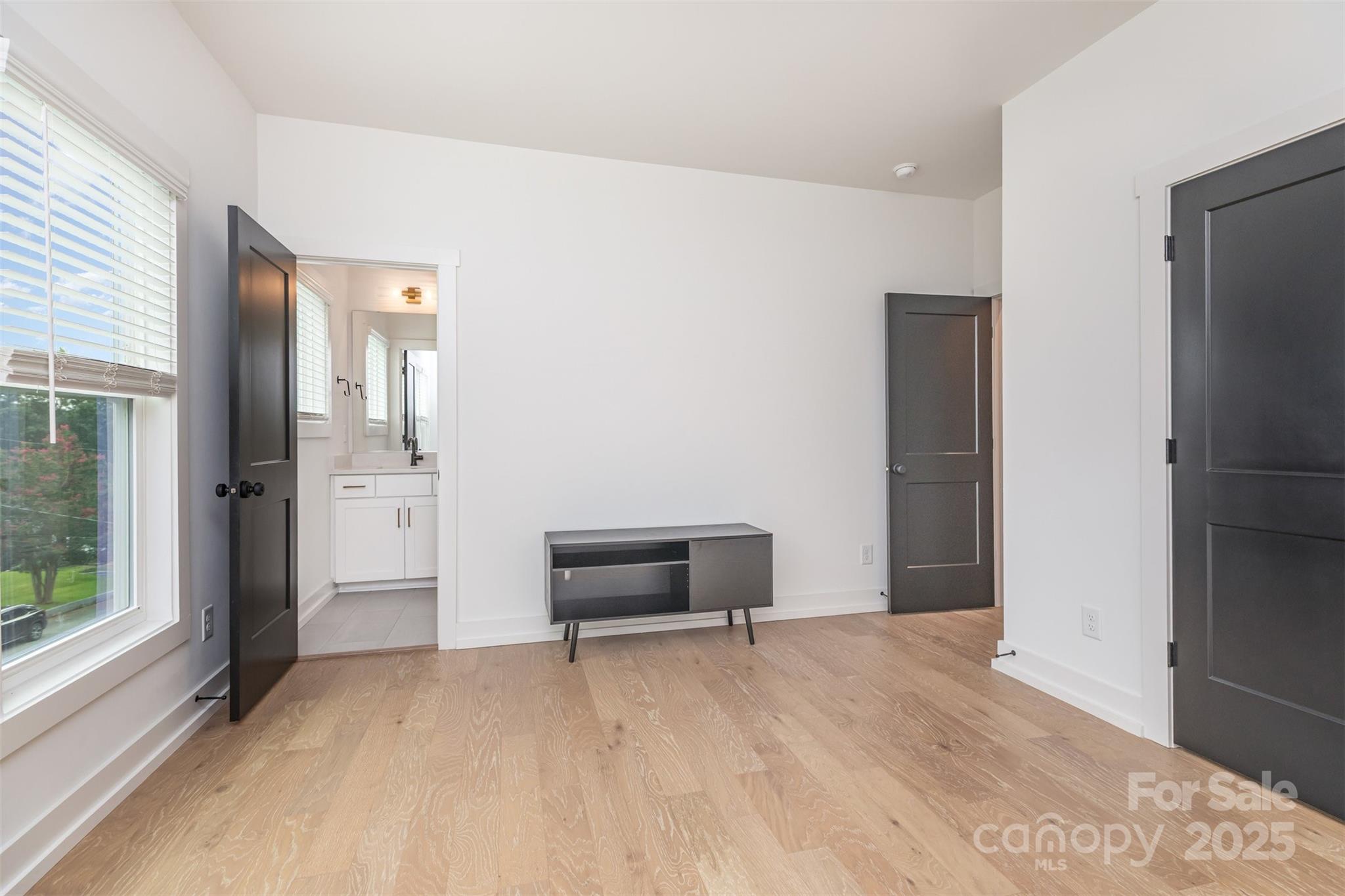 1500 Effingham Road Charlotte, NC 28208 - Photo 15 of 32 a view of an empty room