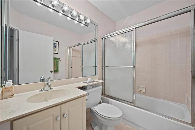 $225,000 | 5382 Firenze Drive, Unit D, Boynton Beach, FL 33437