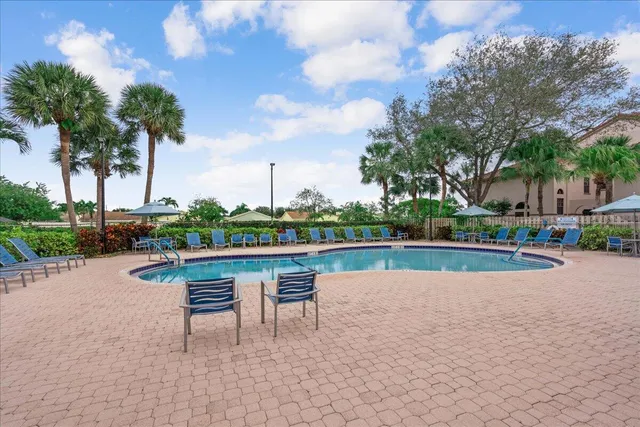 $225,000 | 5382 Firenze Drive, Unit D, Boynton Beach, FL 33437