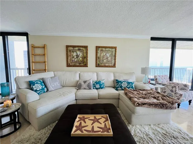 $3,400 | 10600 South Ocean Drive, Unit 701, Jensen Beach, FL 34957