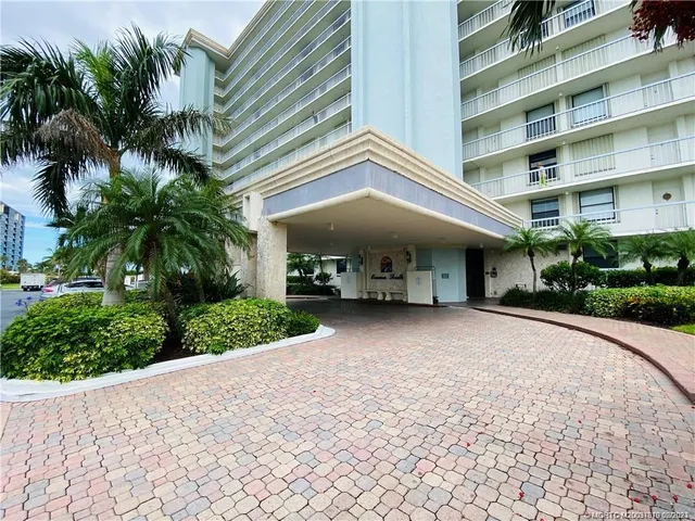 $3,400 | 10600 South Ocean Drive, Unit 701, Jensen Beach, FL 34957