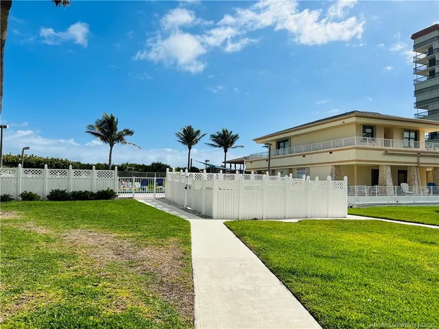 $3,400 | 10600 South Ocean Drive, Unit 701, Jensen Beach, FL 34957