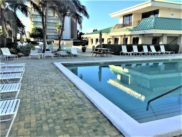 $3,400 | 10600 South Ocean Drive, Unit 701, Jensen Beach, FL 34957