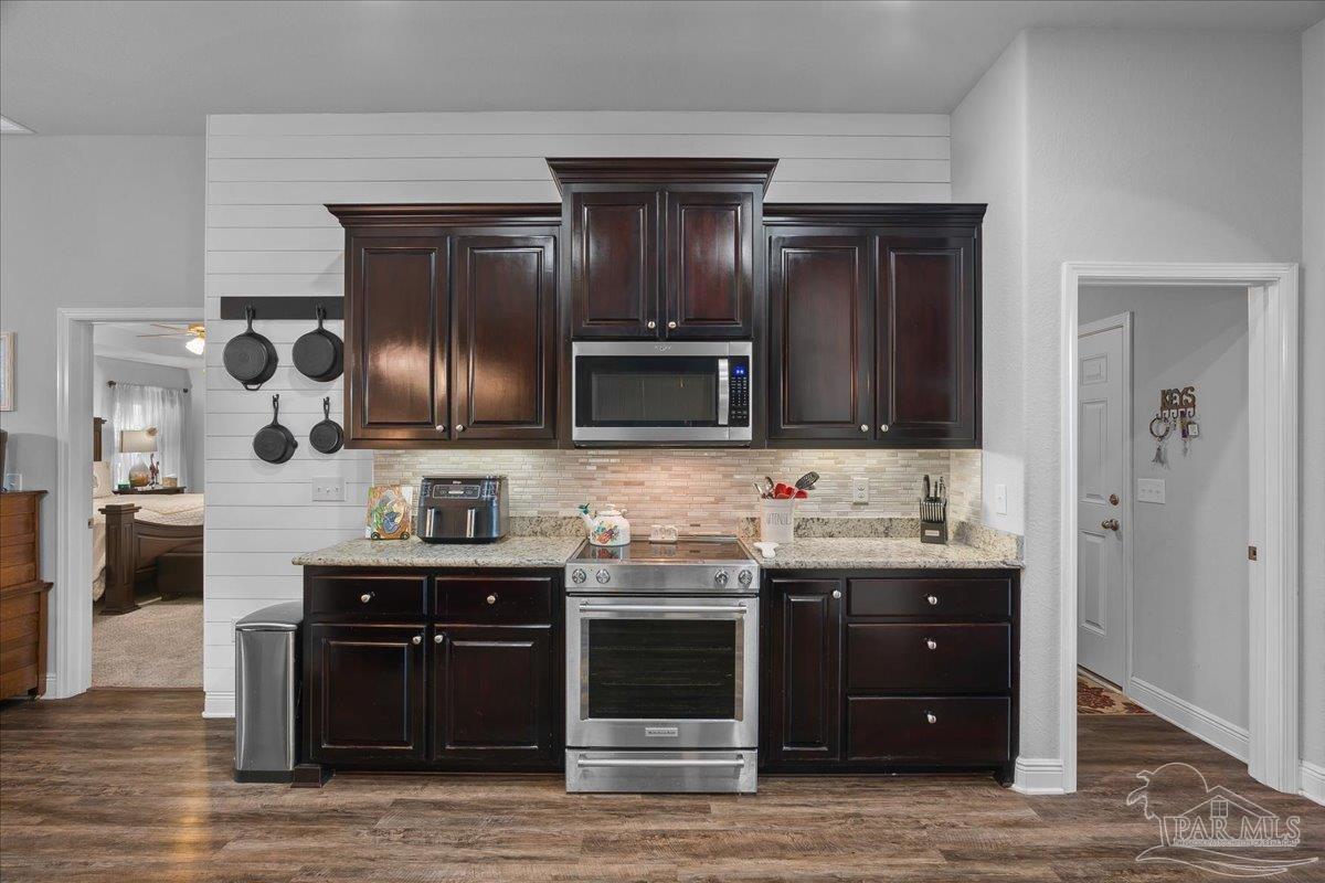 2656 Piddlin Lane Jay, FL 32565 - Photo 23 of 54