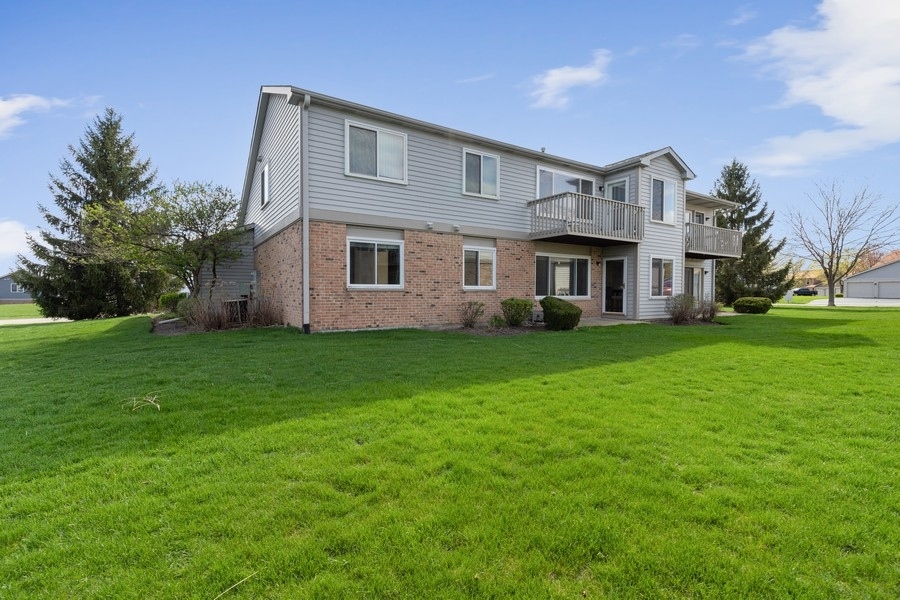 230 Crestview Drive, Unit A Wauconda, IL 60084 - Photo 12 of 12