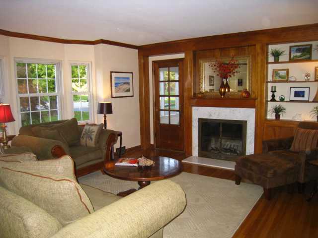 2211 Tremont Road Columbus, OH 43221 - Photo 3 of 18