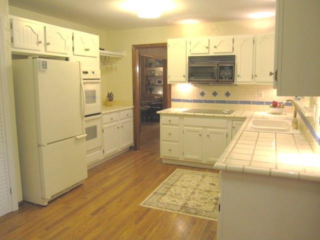 2211 Tremont Road Columbus, OH 43221 - Photo 5 of 18