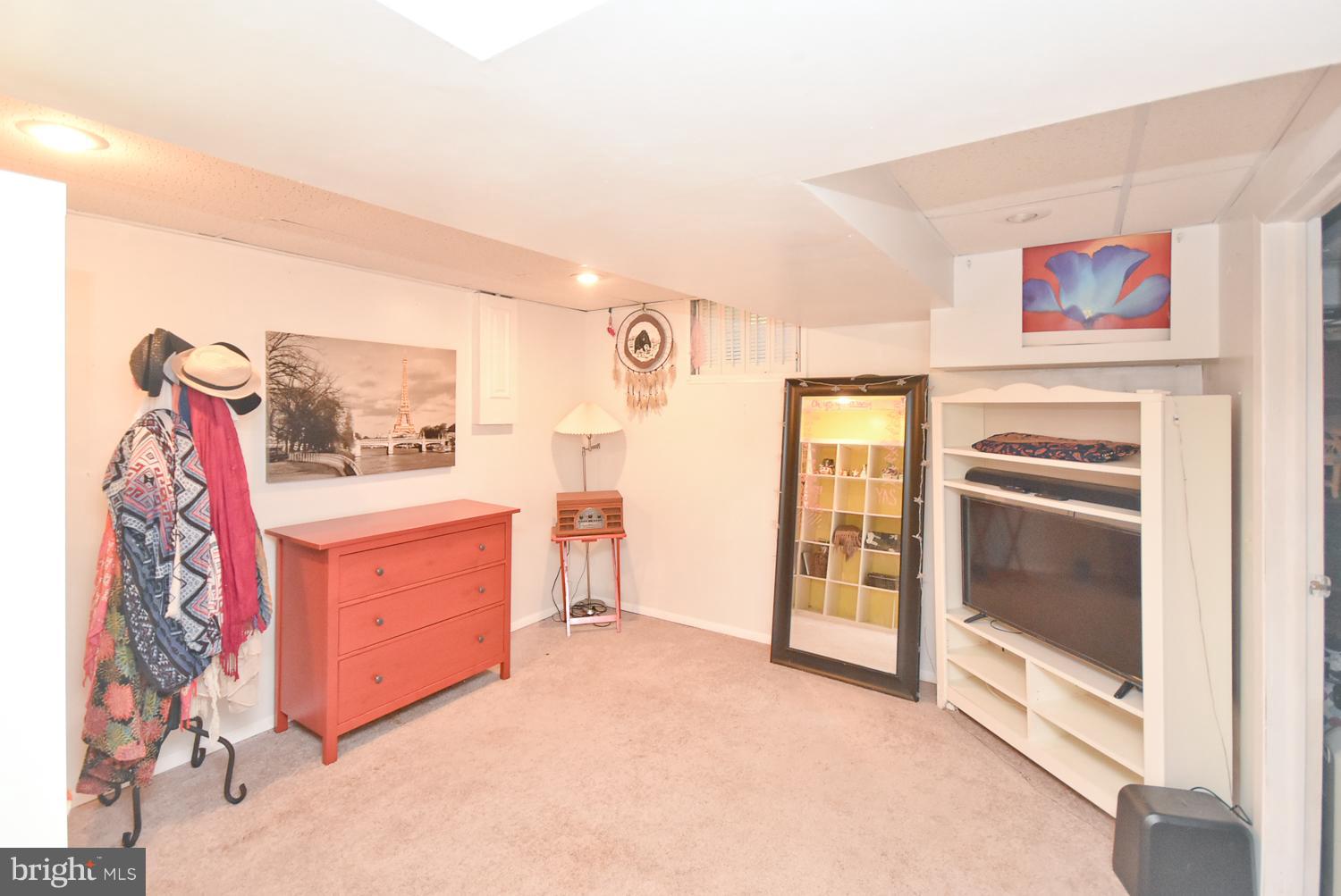 5348 Lightning View Road Columbia, MD 21045 - Photo 14 of 29 Interior (General)