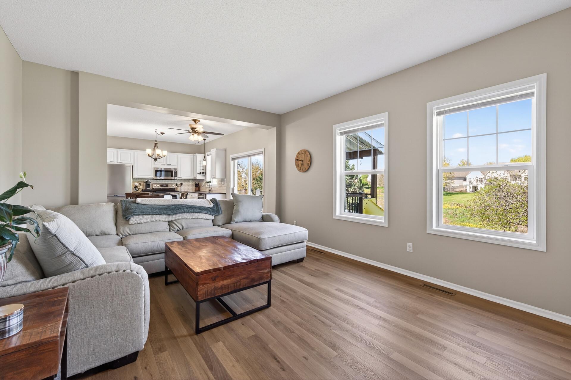 15105 Dupont Path Apple Valley, MN 55124 - Photo 20 of 58