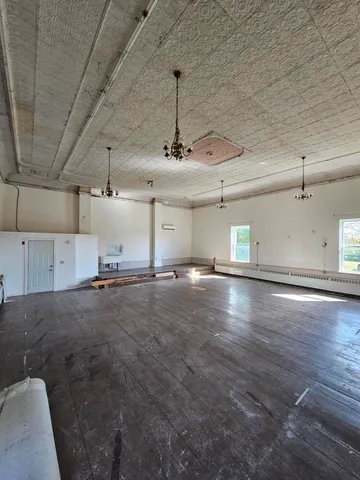 $129,900 | 562 Ledge Hill Road, Corinth, ME 04427