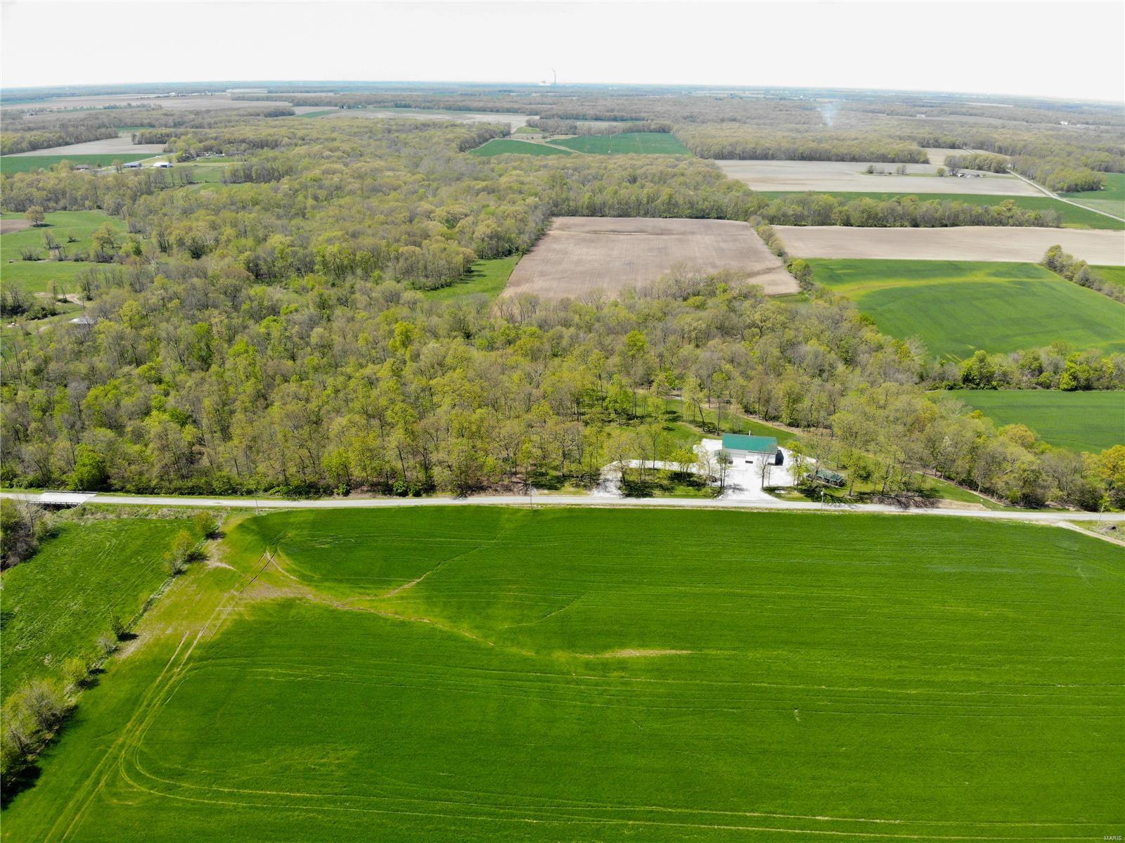 4697 Cleveland Road Oakdale, IL 62268 - Photo 2 of 29