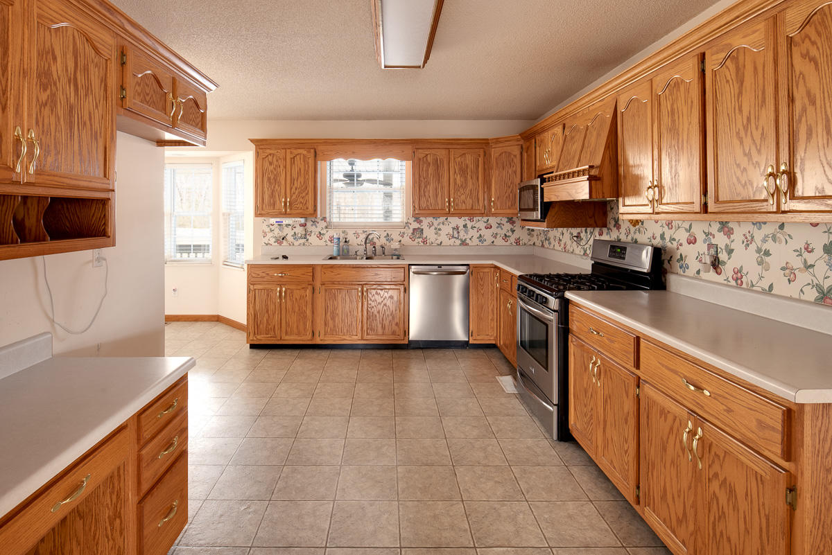 2218 Marlin Road Maryville, TN 37801 - Photo 11 of 23 Kitchen