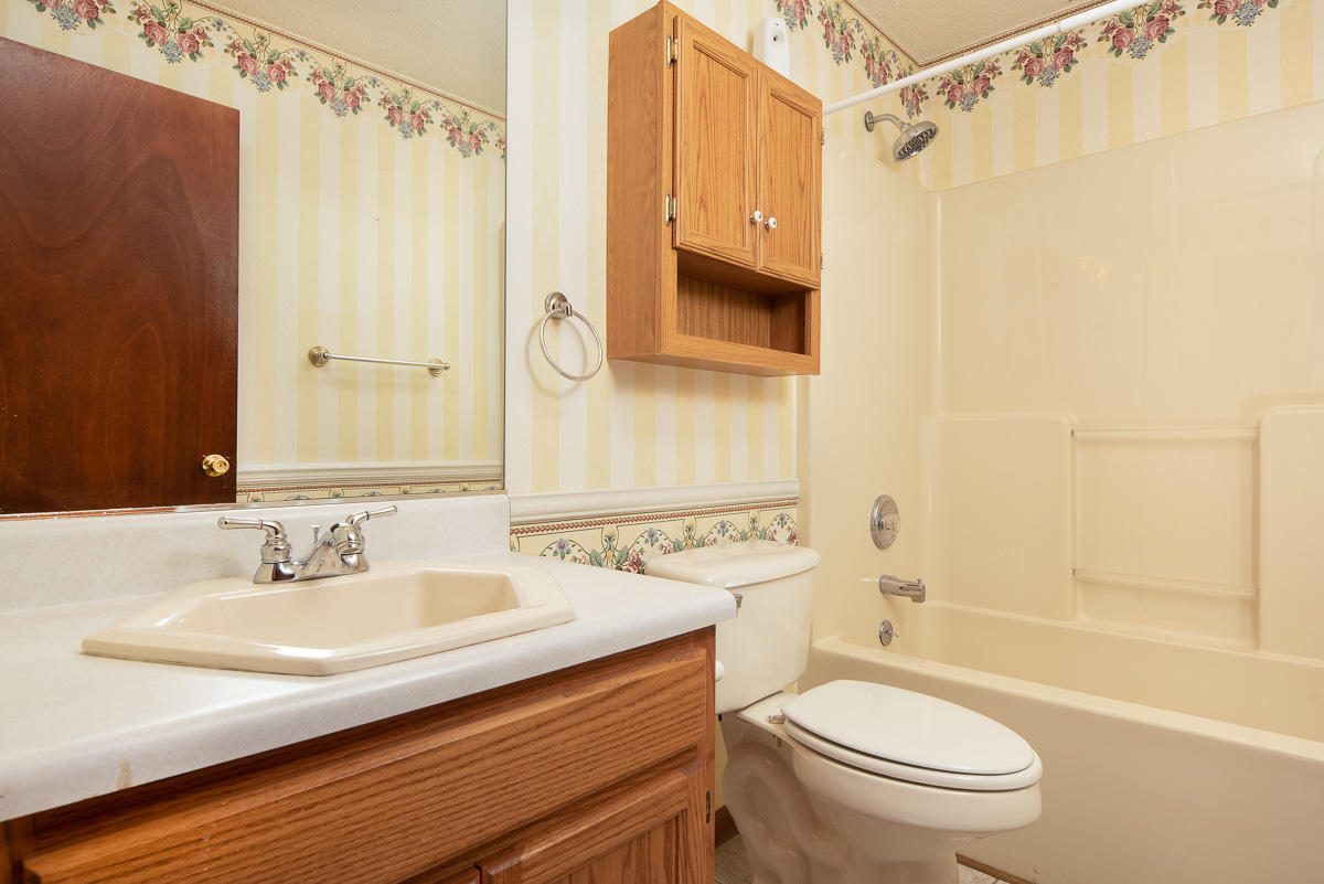 2218 Marlin Road Maryville, TN 37801 - Photo 17 of 23 Master Bathroom